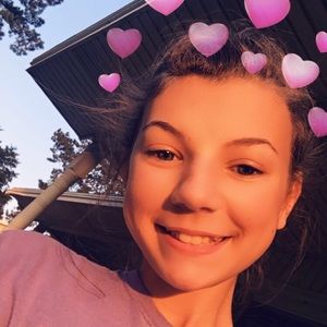 Meet your Posher, Savannah